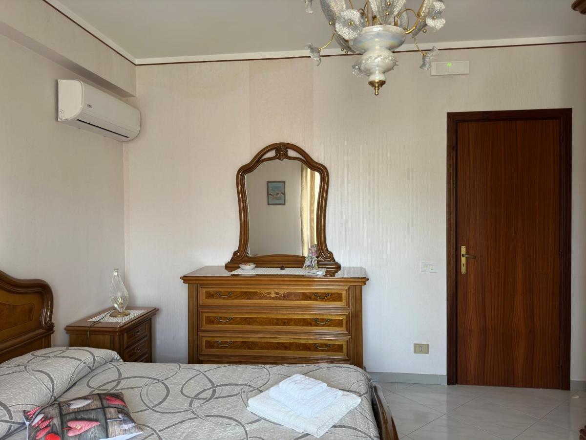 La Pigna Delle Aci Apartment Acireale Eksteriør bilde